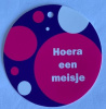 minikaartje rond hoera een meisje