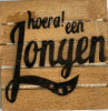 onderzetter hout hoera een jongen