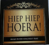 sticker hiep hiep hoera zwart