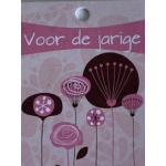 minikaartje_dubbel_voor_de_jarige_roze_met_bloemen