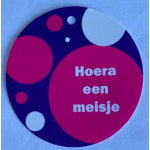 minikaartje_rond_hoera_een_meisje